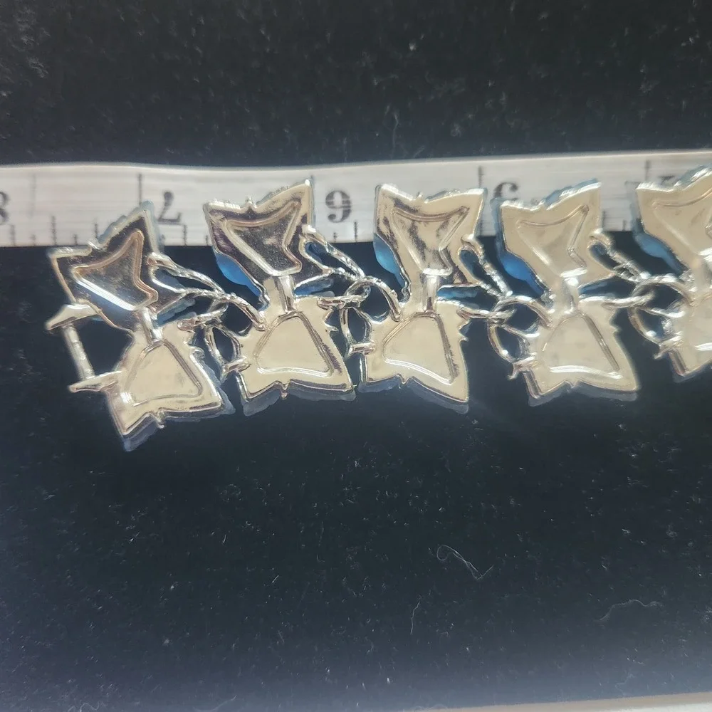Vintage Carved Frosted Blue‎ thermostat Link Bracelet Silver Tone Botanical
